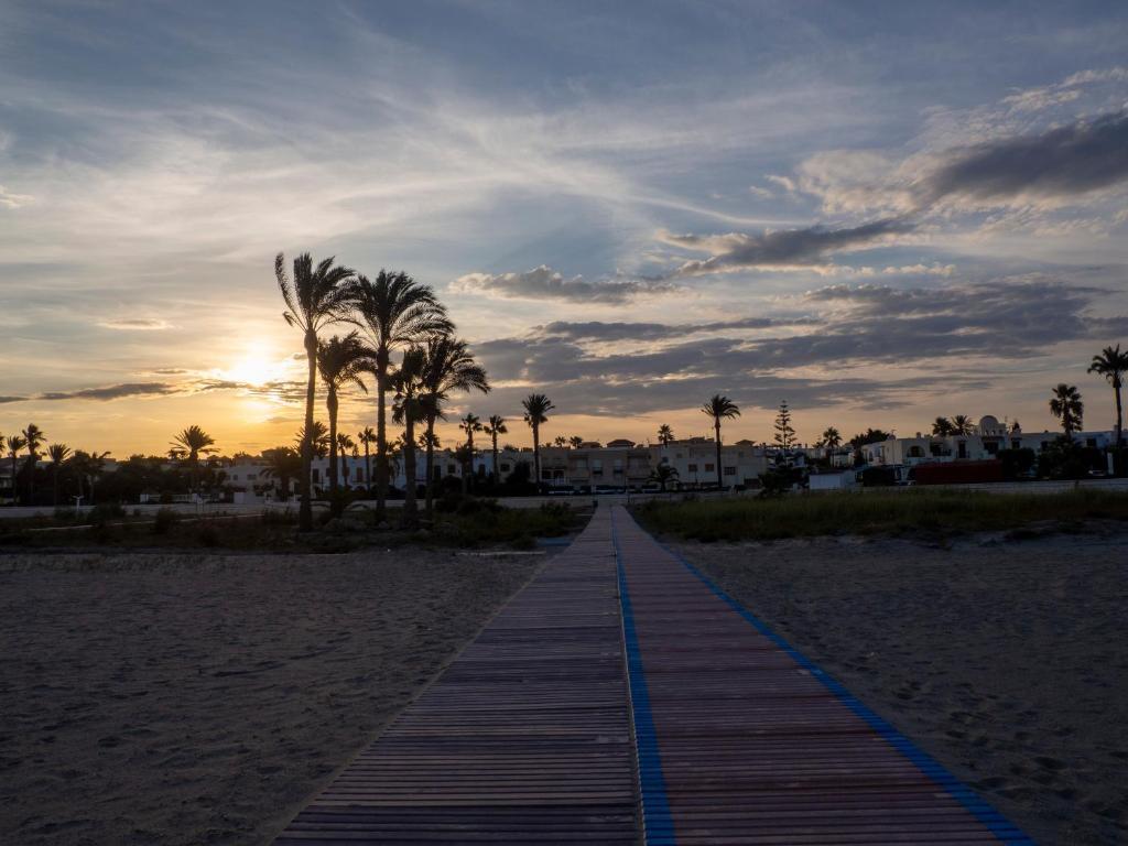 Jardin Privado # Netflix # Playa A 8Min # Wifi # Familia # Apartamento مْبيرا المظهر الخارجي الصورة
